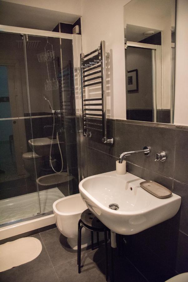 Beautiful&Spacious Apartment next to Termini 10 minutes from Coliseum Extérieur photo