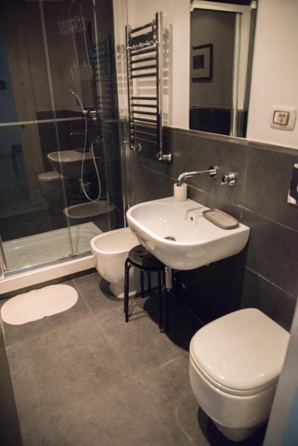 Beautiful&Spacious Apartment next to Termini 10 minutes from Coliseum Extérieur photo